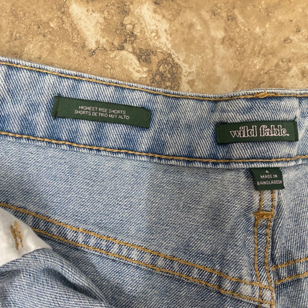 Wild Fable High Rise Shorts - Picture 3 of 4